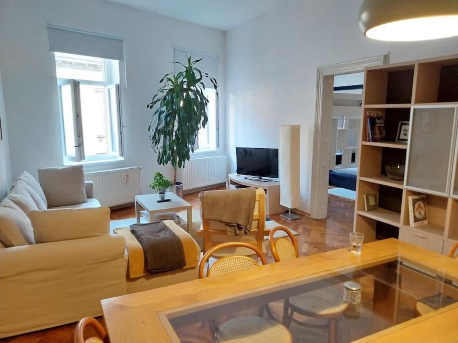 Zagreb Central 2Br + Parking Exterior foto